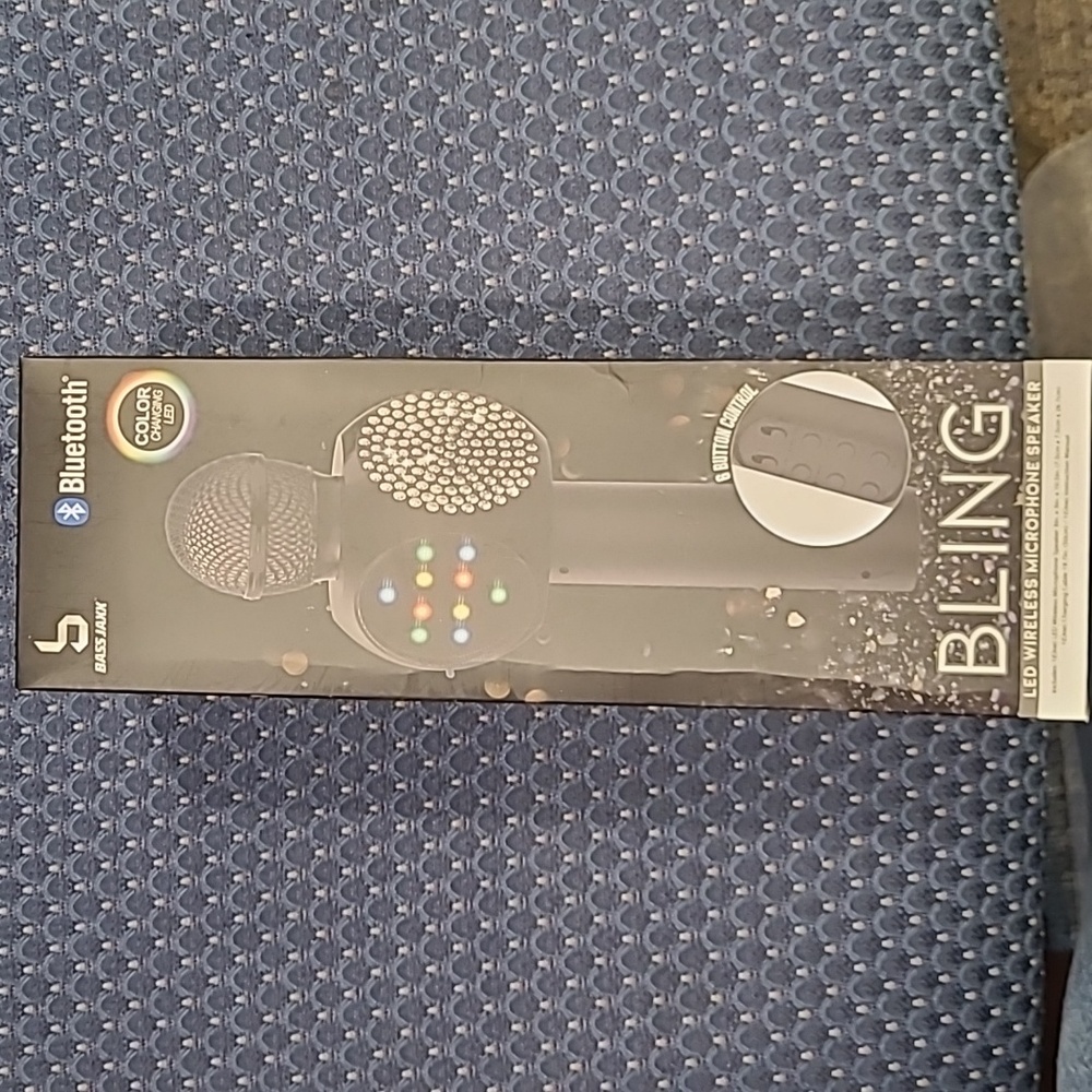 New in box 📦!  Bass Jaxx Color Changing BLING Wireless Microphone 🎤!